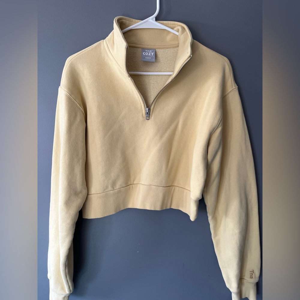 TNA Cozy Beige Half-Zip Pullover cozy fleece perfect